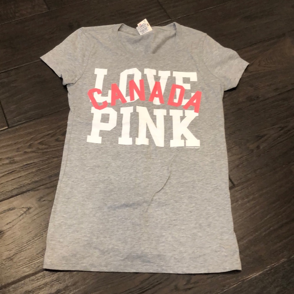 BNWT Pink by Victoria secret grey t-shirt. Size L